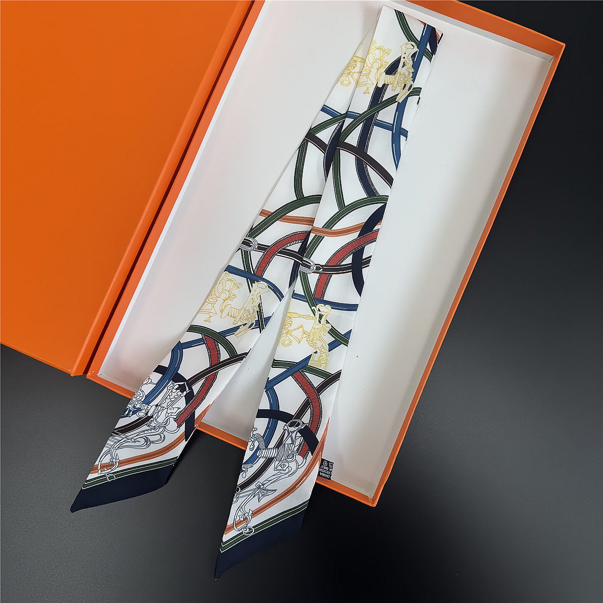 2026 Çok Yönlü Kadınlar İçin D - Silk Tie Woven incelemesi ve fiyatı