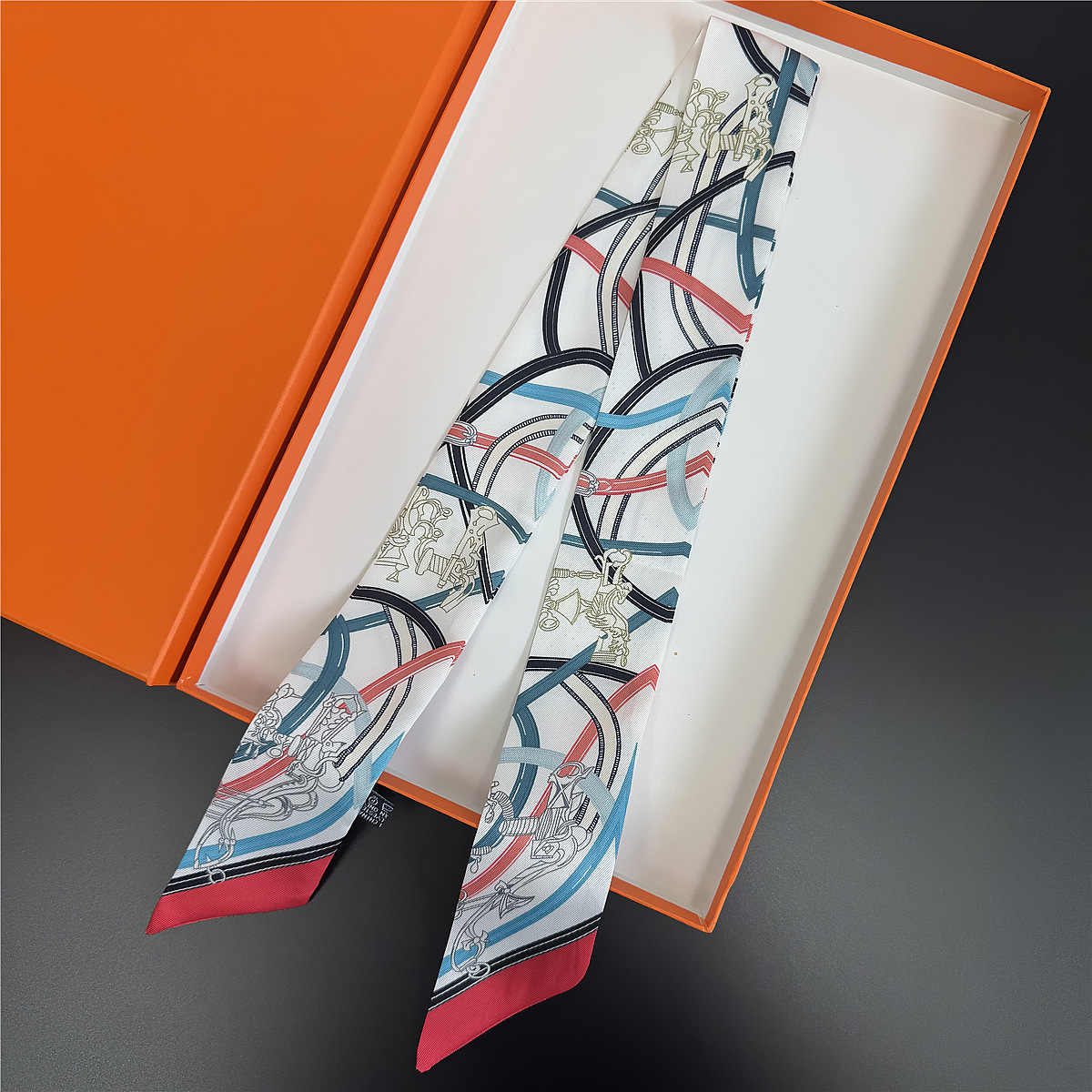 2026 Çok Yönlü Kadınlar İçin D - Silk Tie Woven incelemesi ve fiyatı